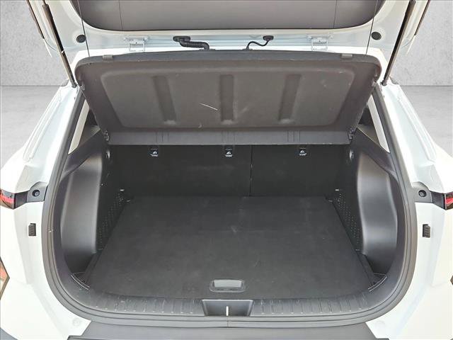 Used 2025 Hyundai Kona SEL FWD image 6