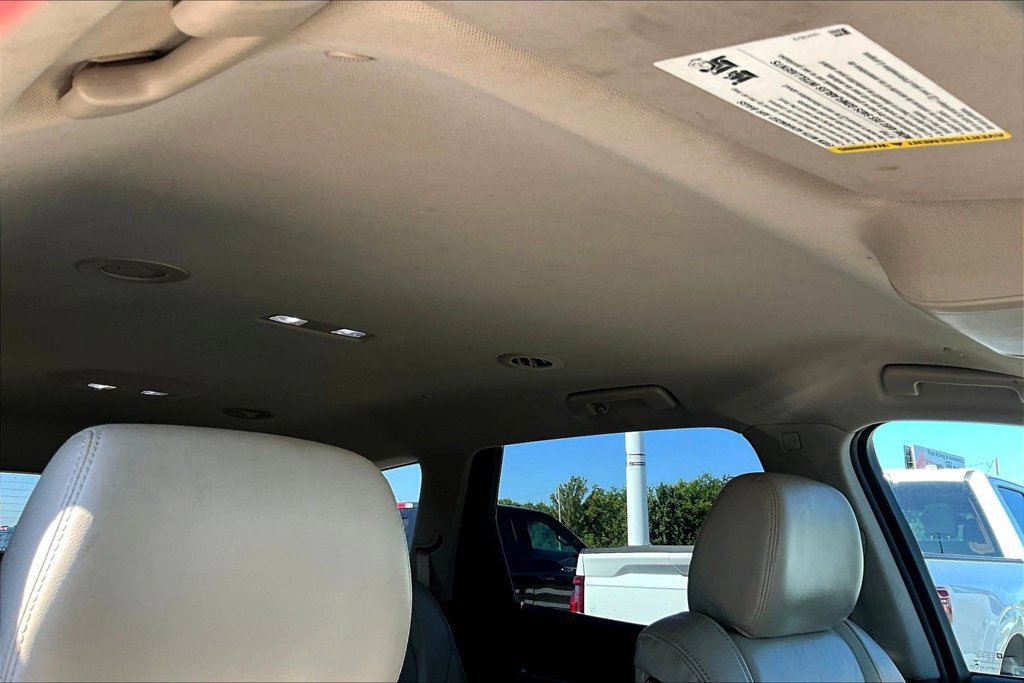 Used 2018 Buick Enclave Premium FWD image 17