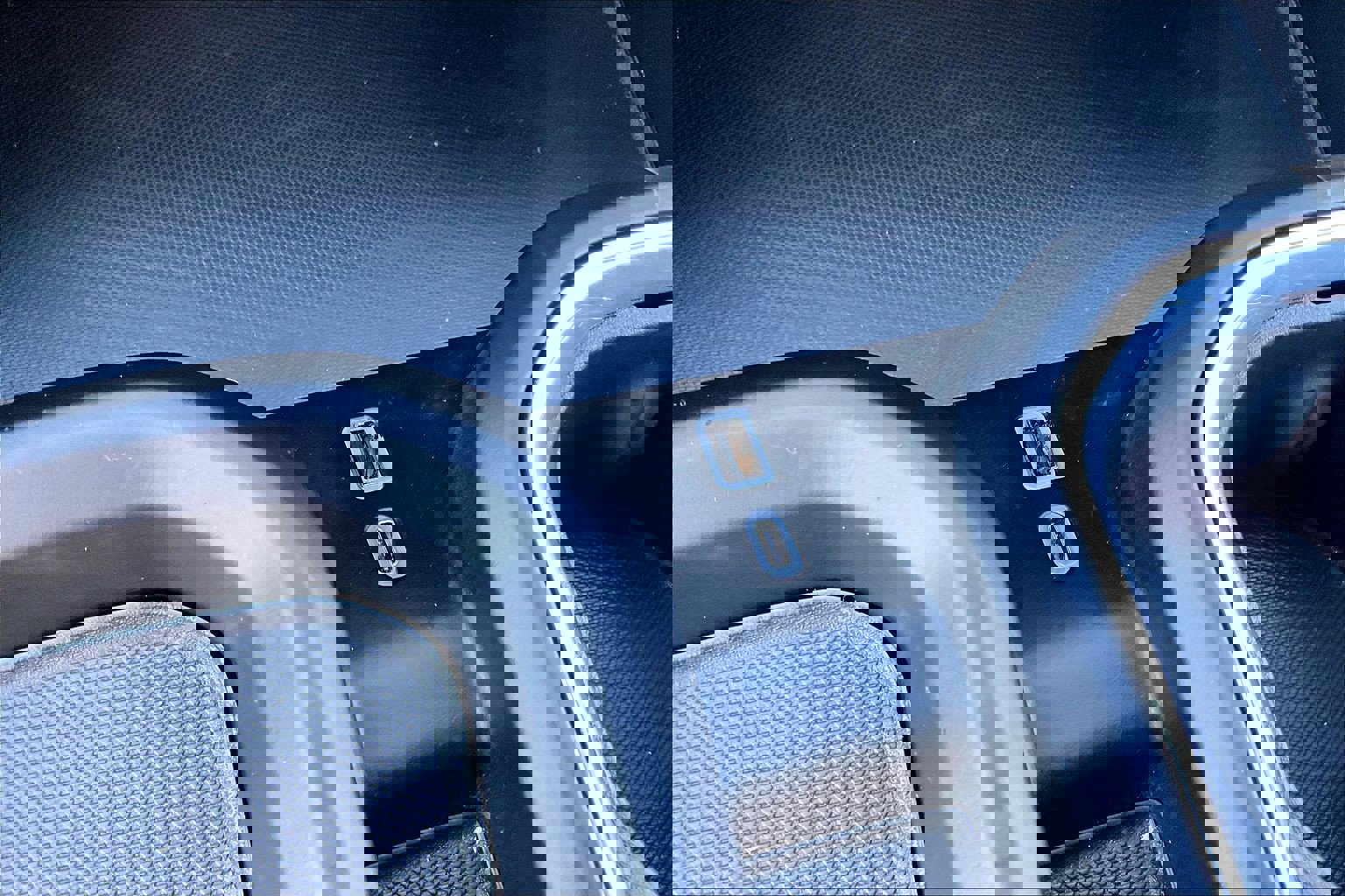 Used 2024 GMC Sierra 2500 Denali w/ Denali Reserve Package image 29