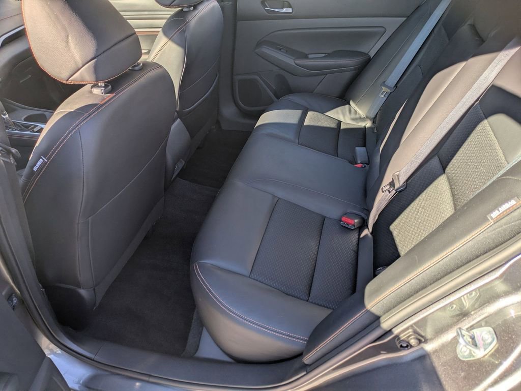 Used 2022 Nissan Altima 2.5 SR image 21