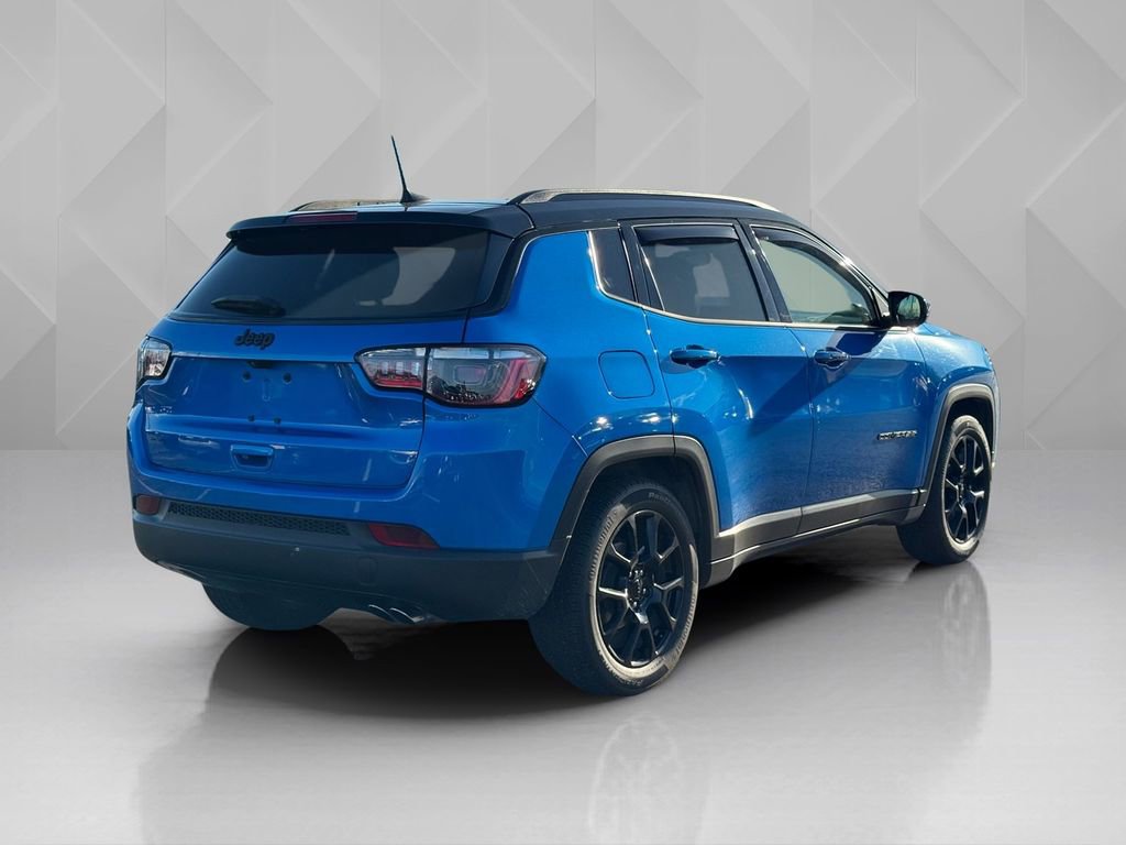 Used 2022 Jeep Compass Altitude w/ Sun and Sound Group image 5