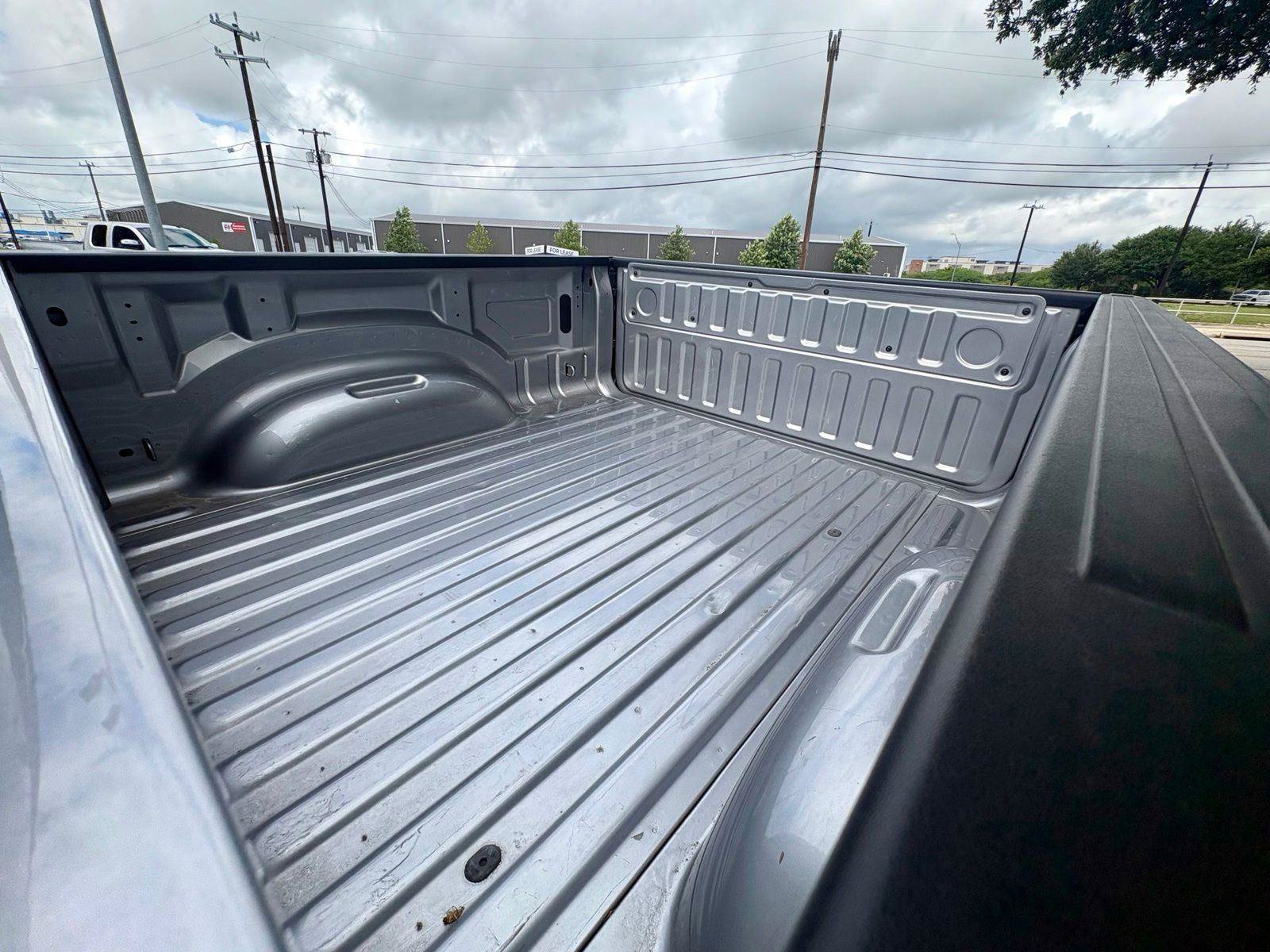 Used 2023 RAM 1500 Laramie AWD/4WD image 10