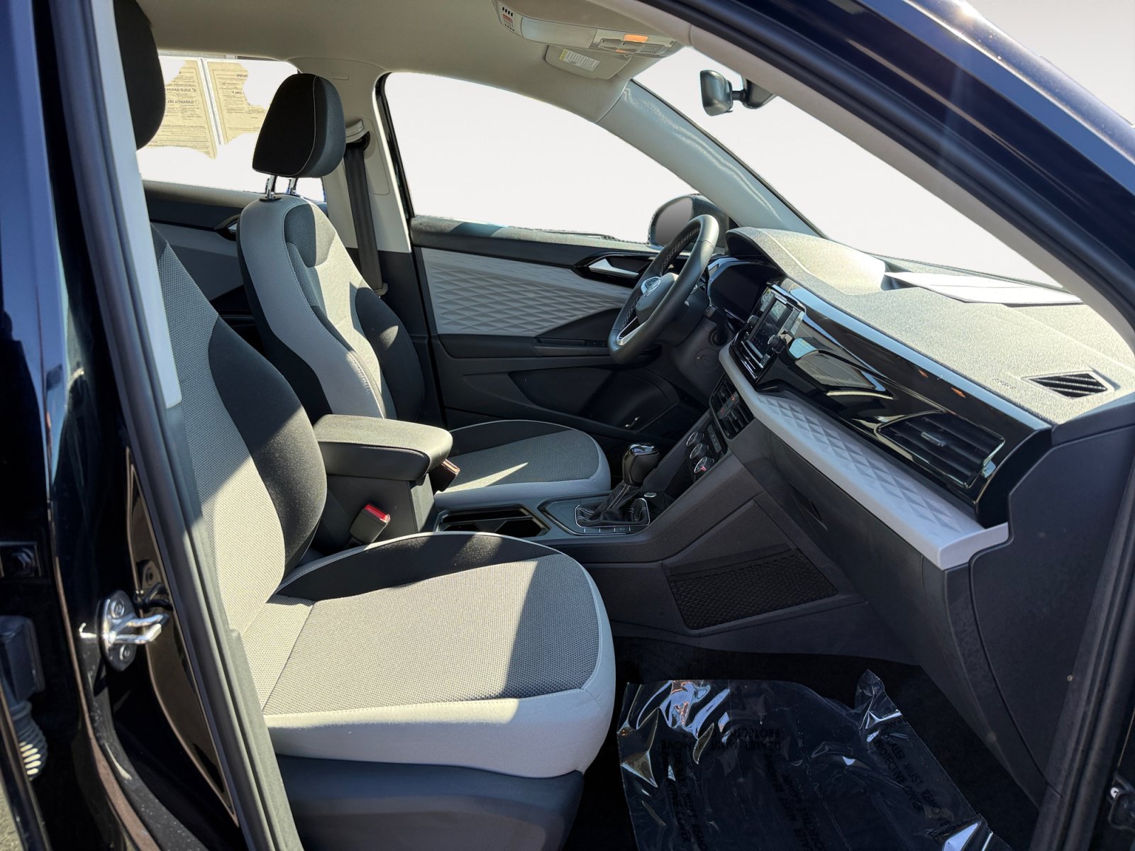 Certified 2023 Volkswagen Taos S FWD image 19