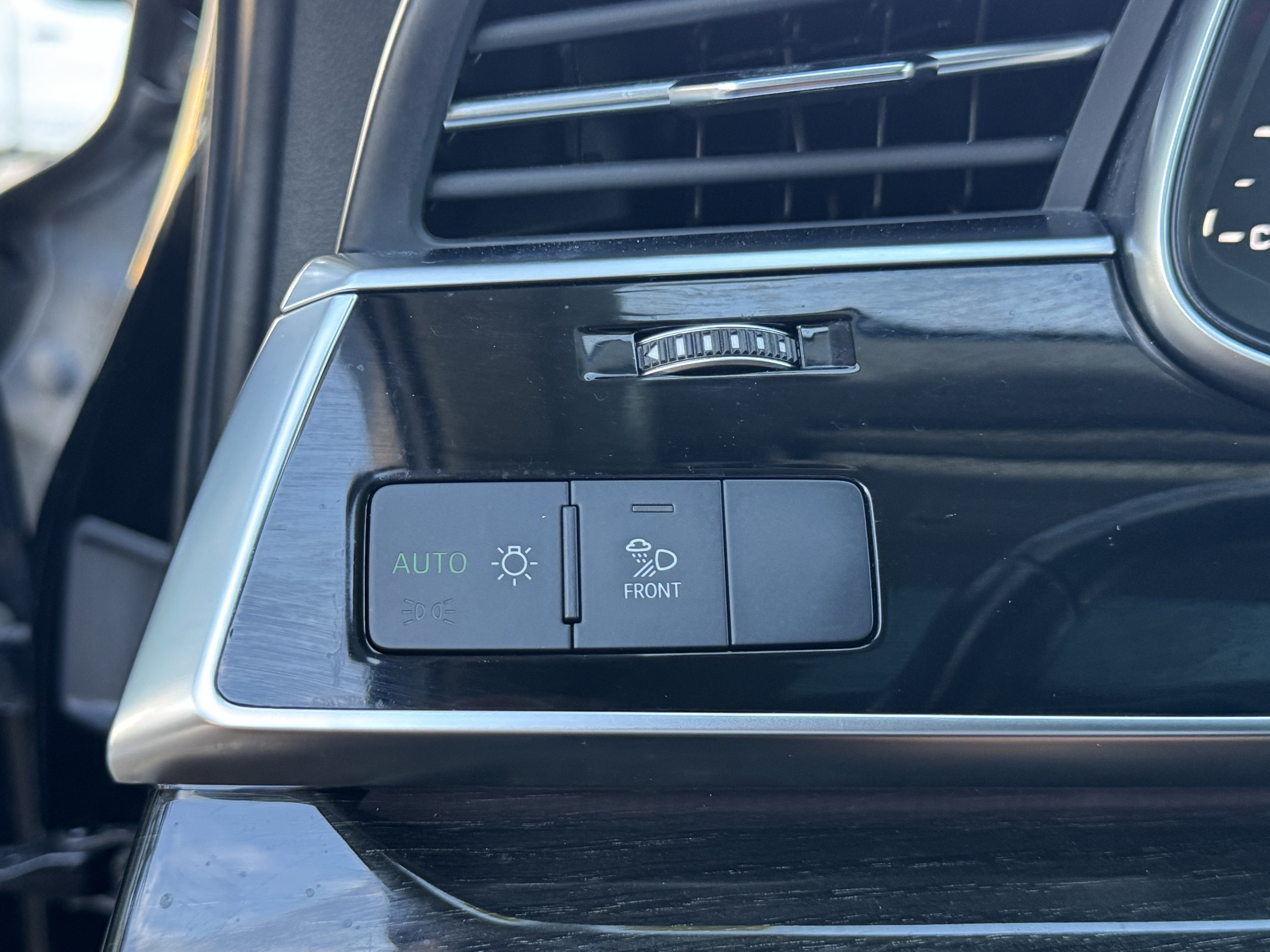 Used 2022 Audi Q7 2.0T Premium w/ Convenience Package AWD/4WD image 20