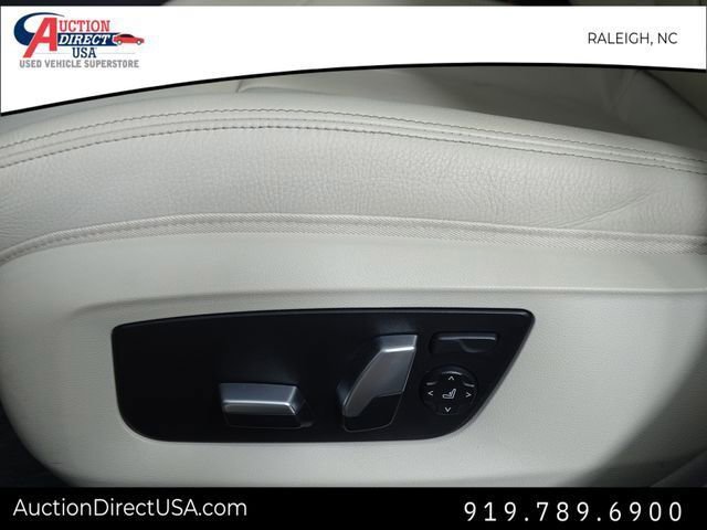 Used 2021 BMW 540i w/ Premium Package image 21