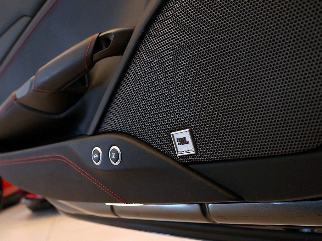 Certified 2019 Ferrari 488 Spider image 89