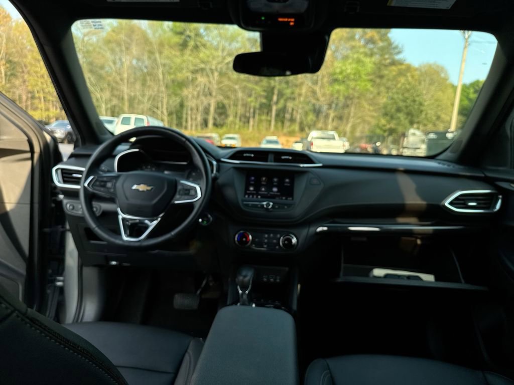 Used 2023 Chevrolet TrailBlazer ACTIV image 31