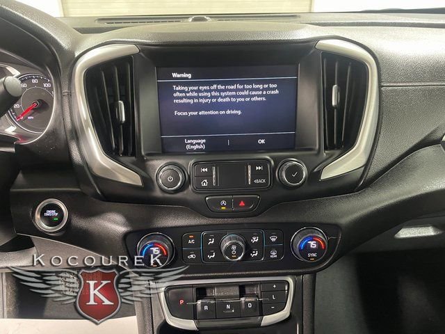 Used 2024 GMC Terrain SLT image 16
