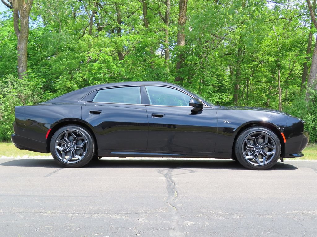 New 2026 Dodge Charger R/T AWD/4WD image 2