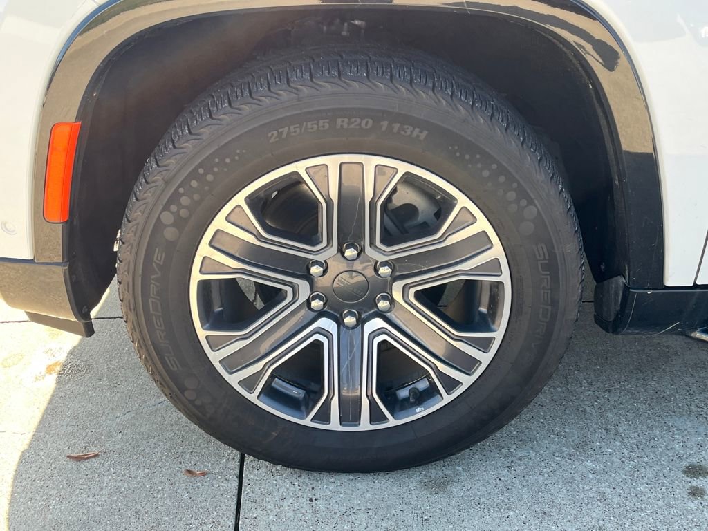 Used 2023 Jeep Wagoneer L Series II image 22