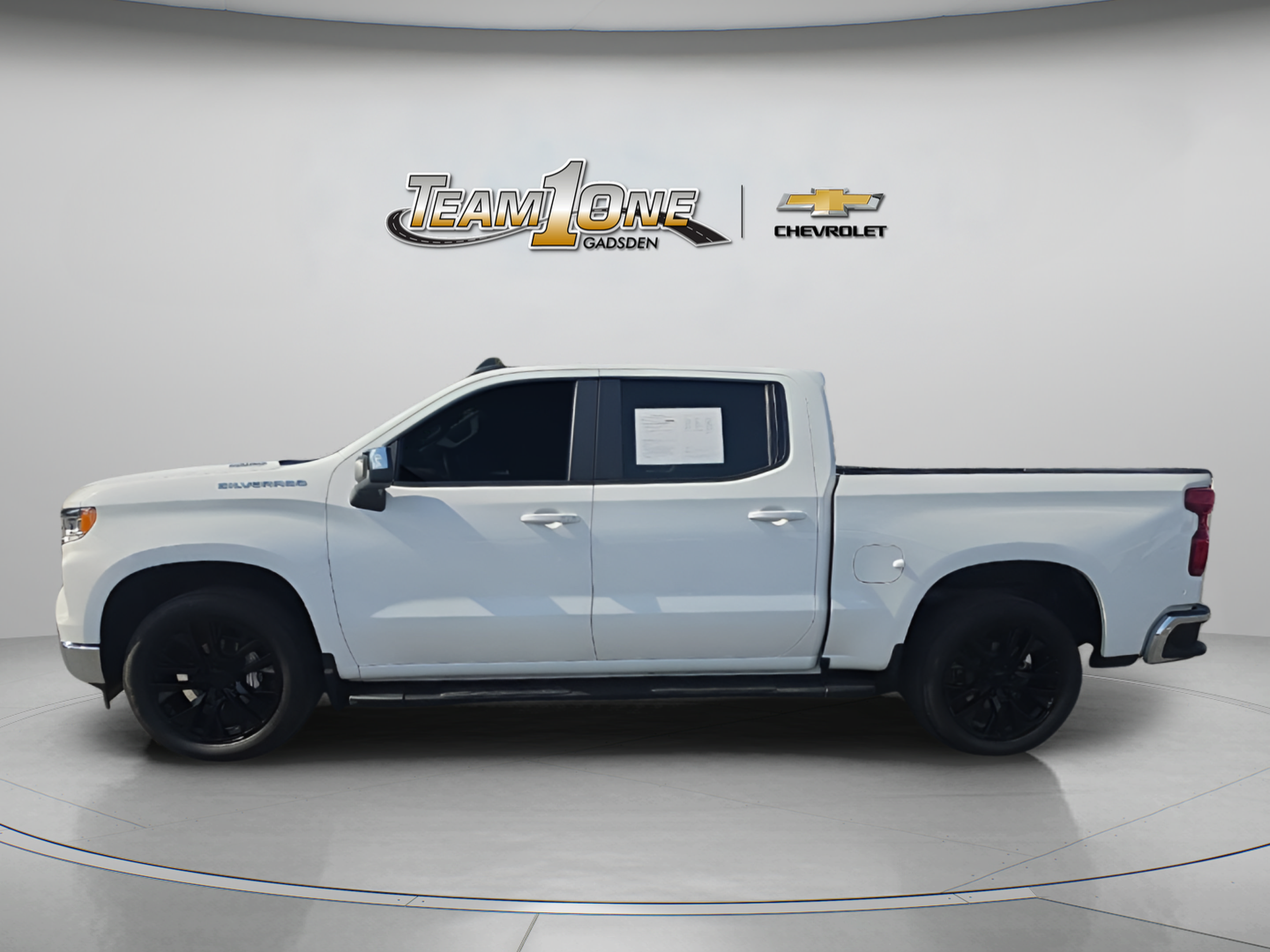 Used 2025 Chevrolet Silverado 1500 LT RWD image 5