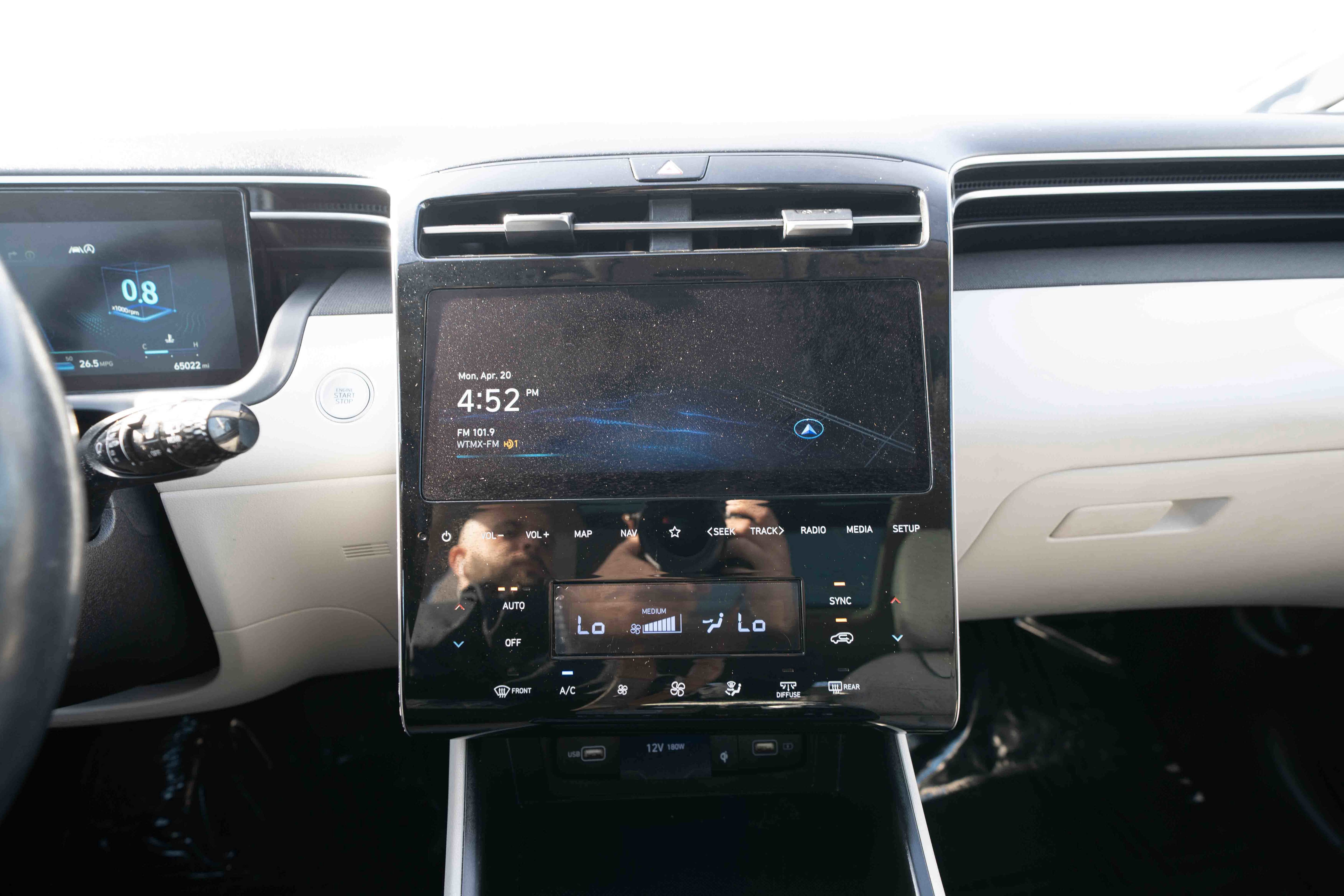 Used 2022 Hyundai Tucson Limited AWD/4WD image 17