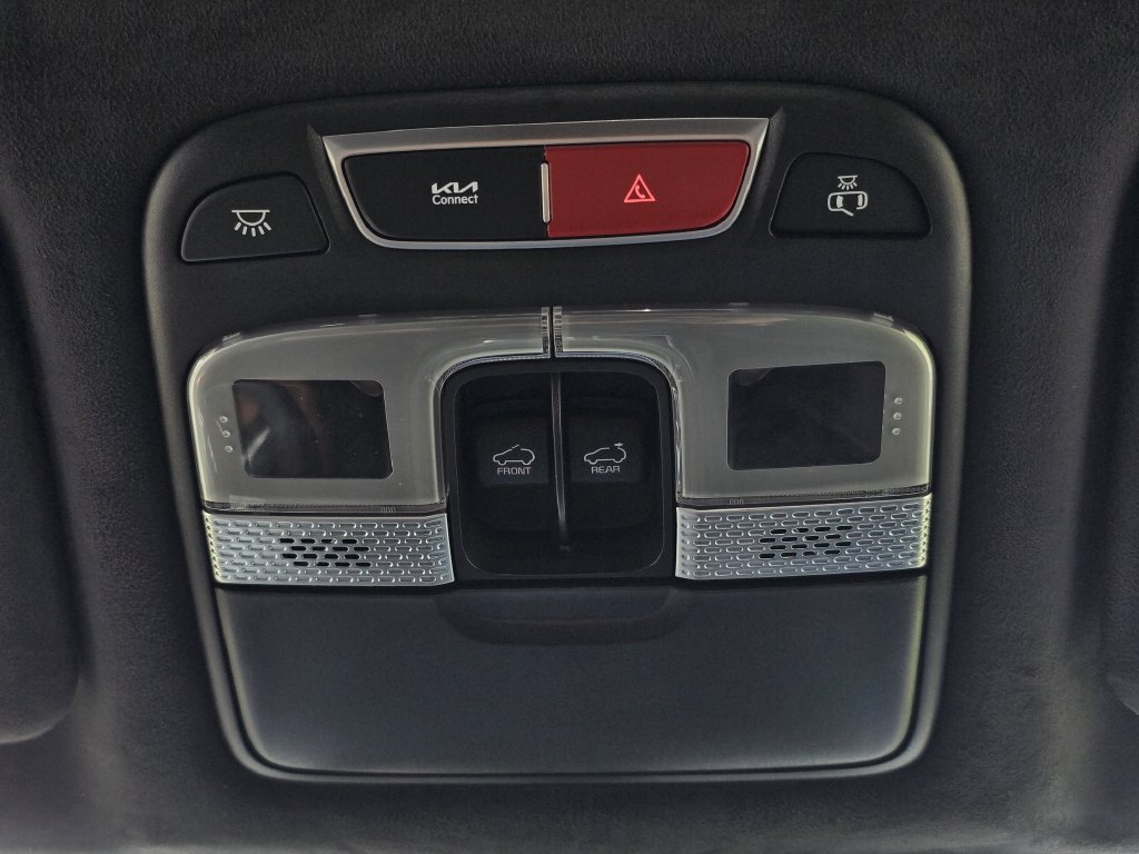 Certified 2025 Kia Telluride SX Prestige X-Line AWD/4WD image 26