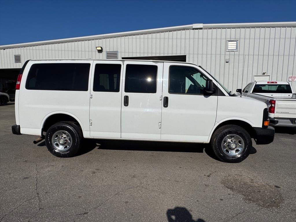Used 2014 Chevrolet Express 2500 LS image 2