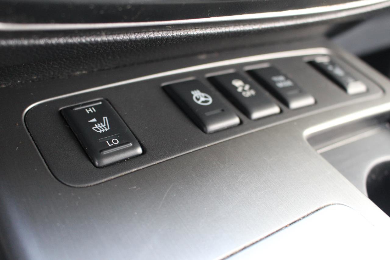 Used 2013 Nissan Armada Platinum image 26