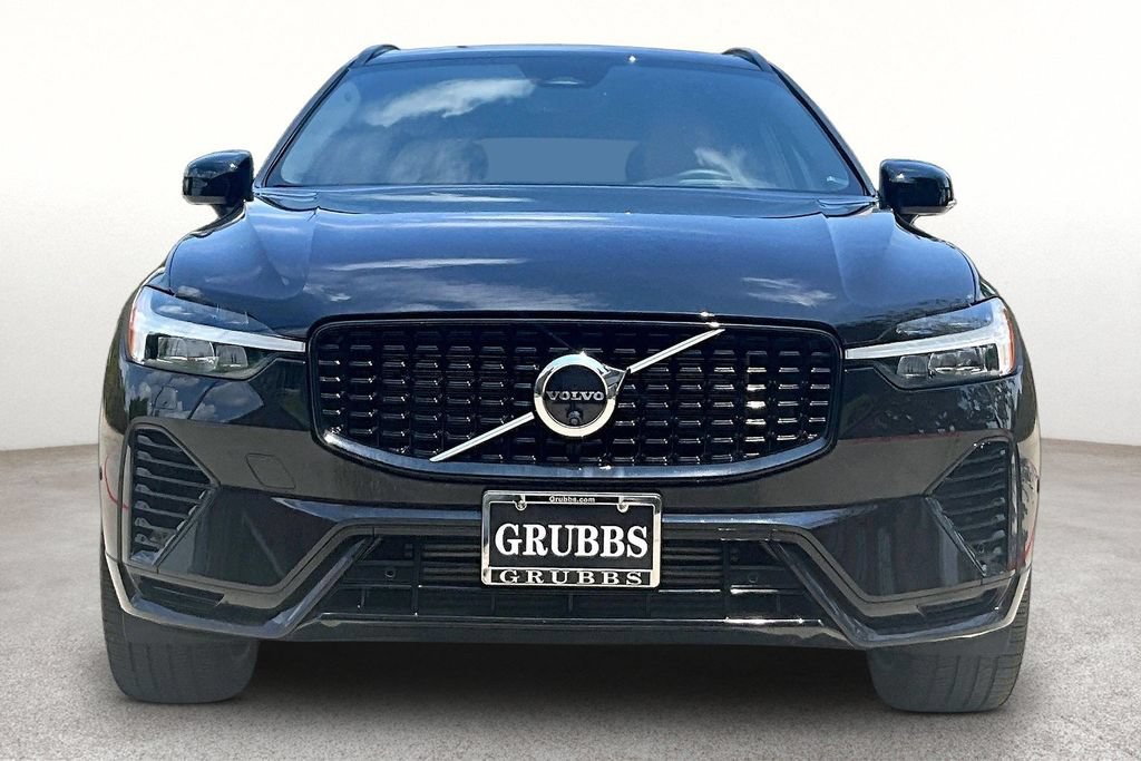 Used 2024 Volvo XC60 T8 Ultimate w/ Protection Package Premier AWD/4WD image 4