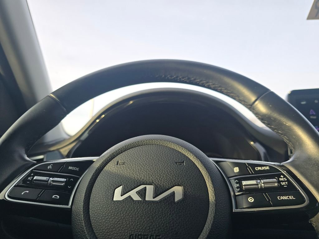 Used 2023 Kia Seltos S w/ Navigation Package image 23