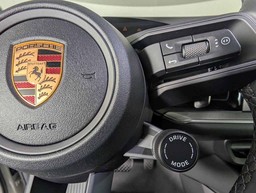 New 2026 Porsche Cayenne image 39