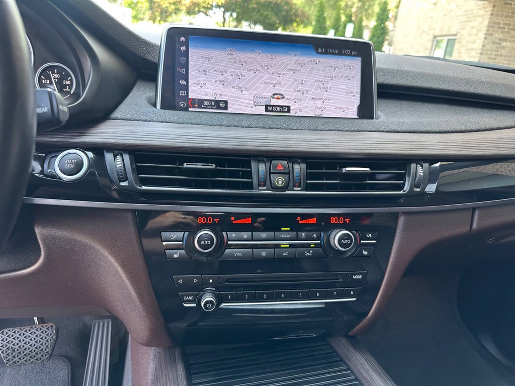 Used 2018 BMW X5 xDrive40e image 12