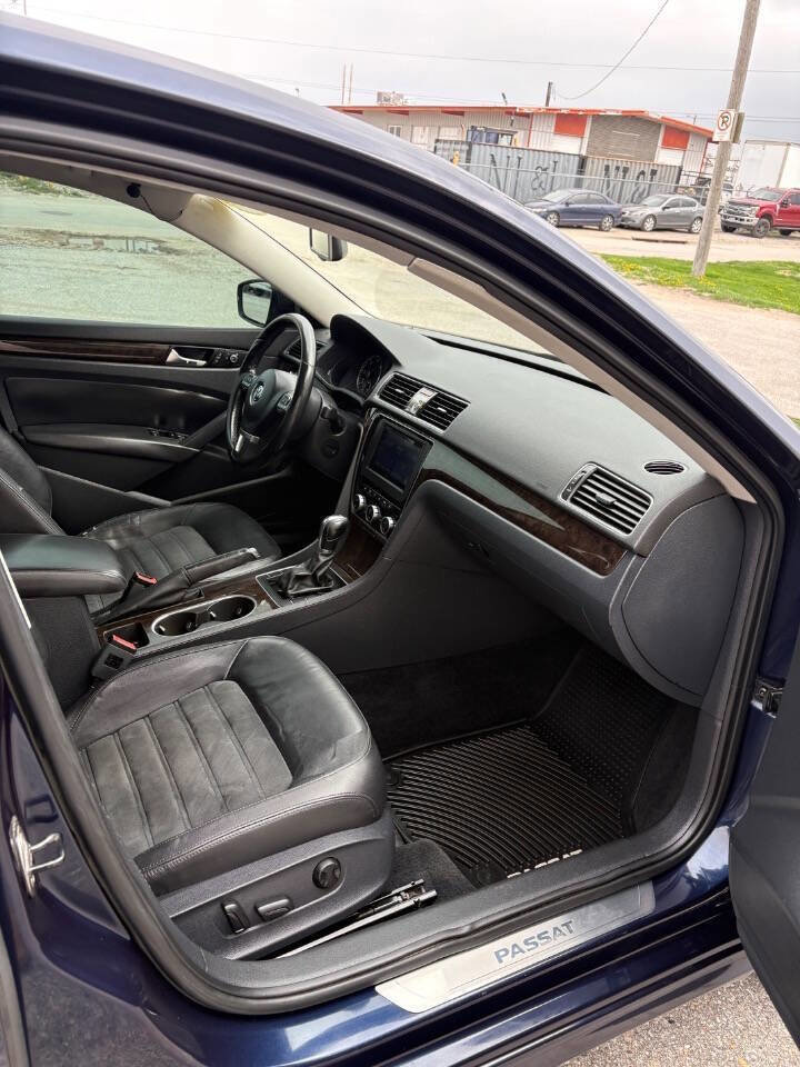 Used 2014 Volkswagen Passat TDI SEL Premium FWD image 8
