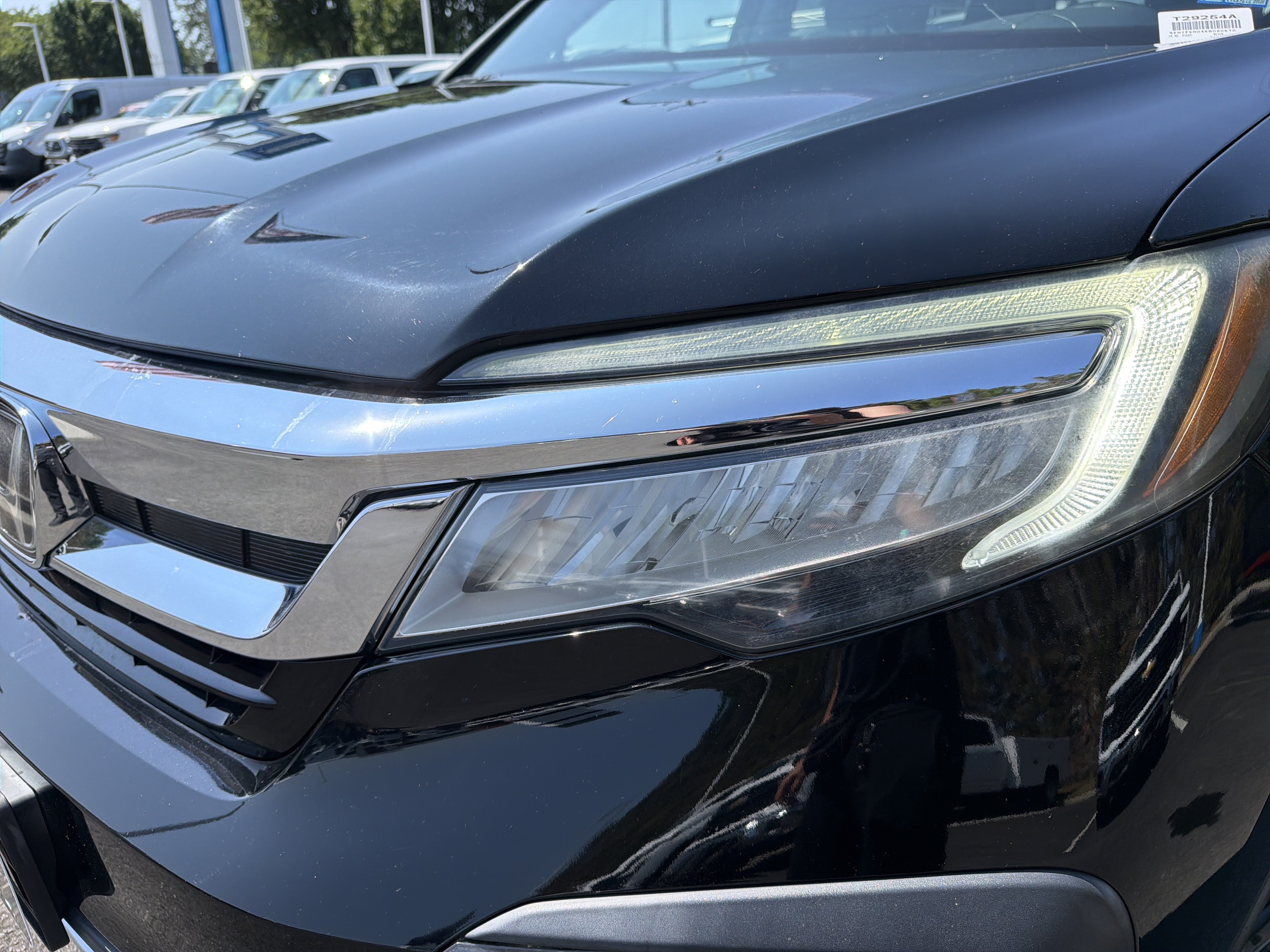 Used 2019 Honda Pilot Elite image 6