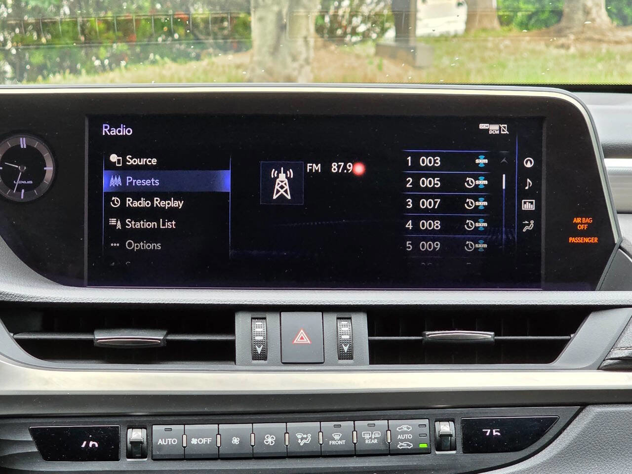 Used 2019 Lexus ES 350 F Sport w/ Accessory Package 2 FWD image 27