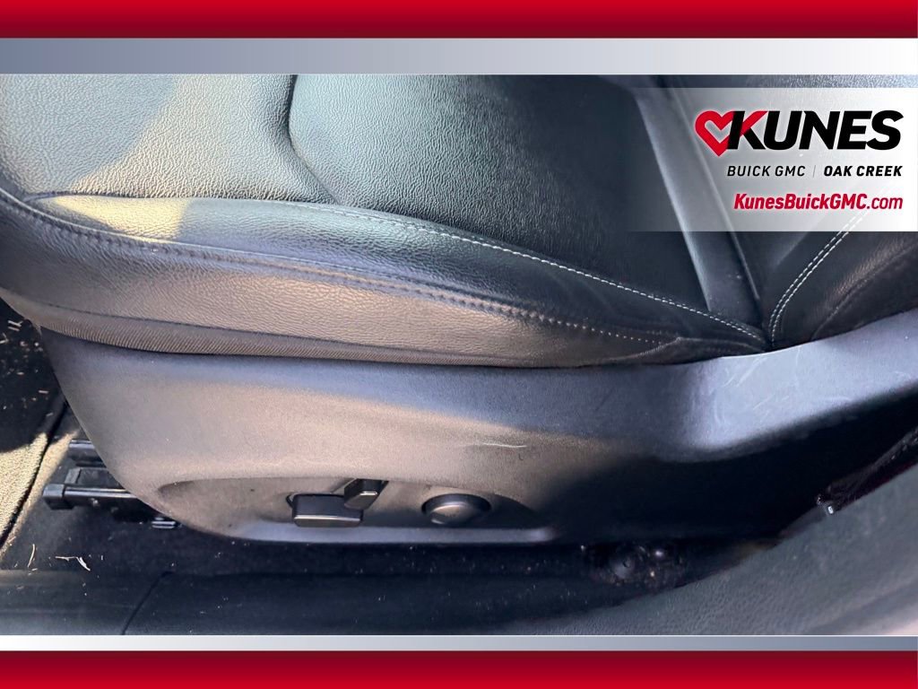 Used 2025 Jeep Compass Limited image 10