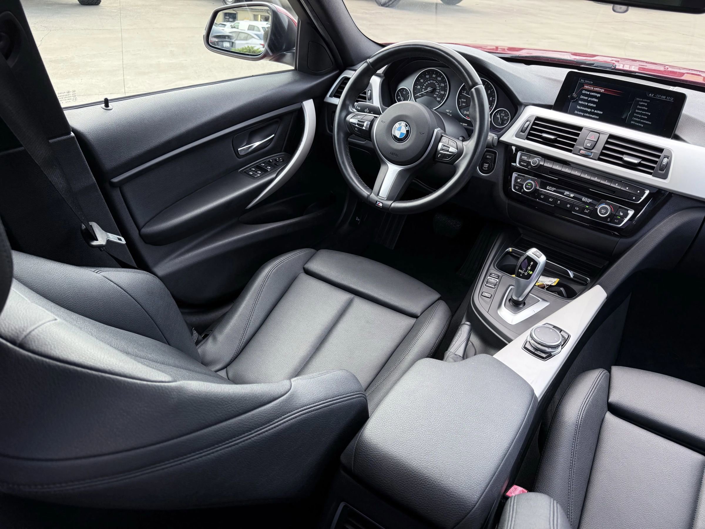 Used 2017 BMW 320i Sedan image 9