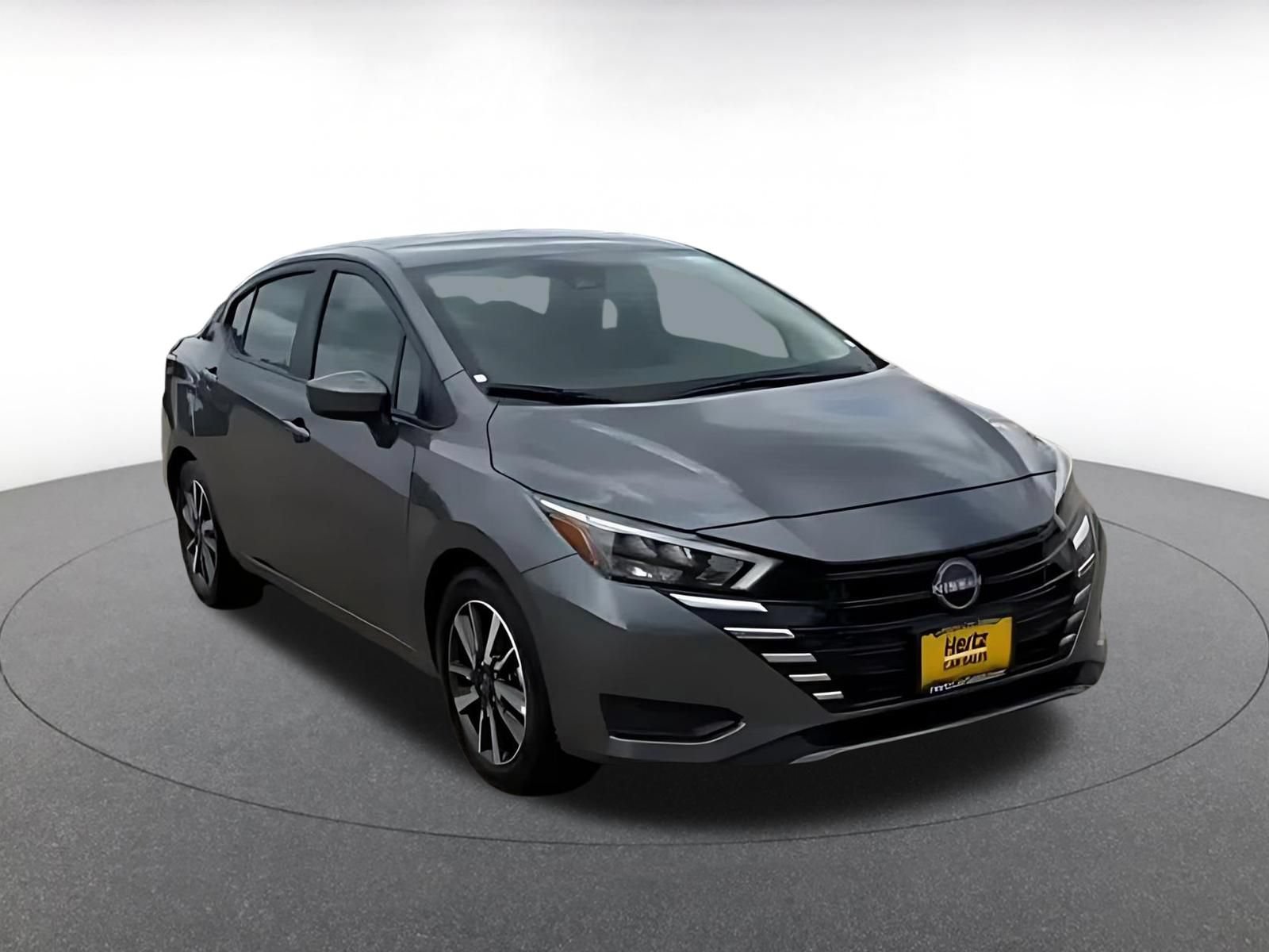 Used 2025 Nissan Versa SV FWD image 3