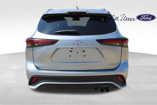 Used 2025 Toyota Highlander XSE AWD/4WD image 6