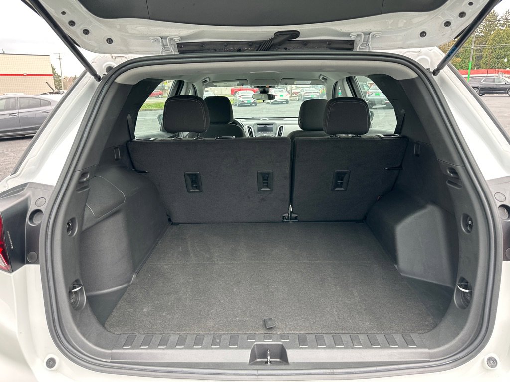 Used 2023 Chevrolet Equinox LS image 16