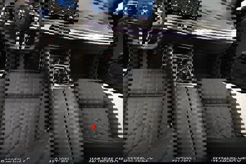 Used 2025 BMW 750e xDrive w/ Executive Package AWD/4WD image 17