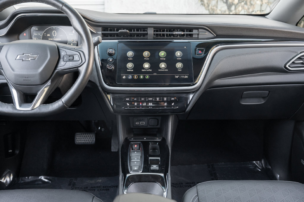 Used 2023 Chevrolet Bolt LT FWD image 28