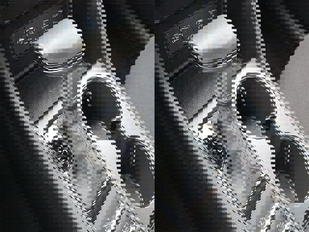 Certified 2025 Hyundai Sonata SE image 11