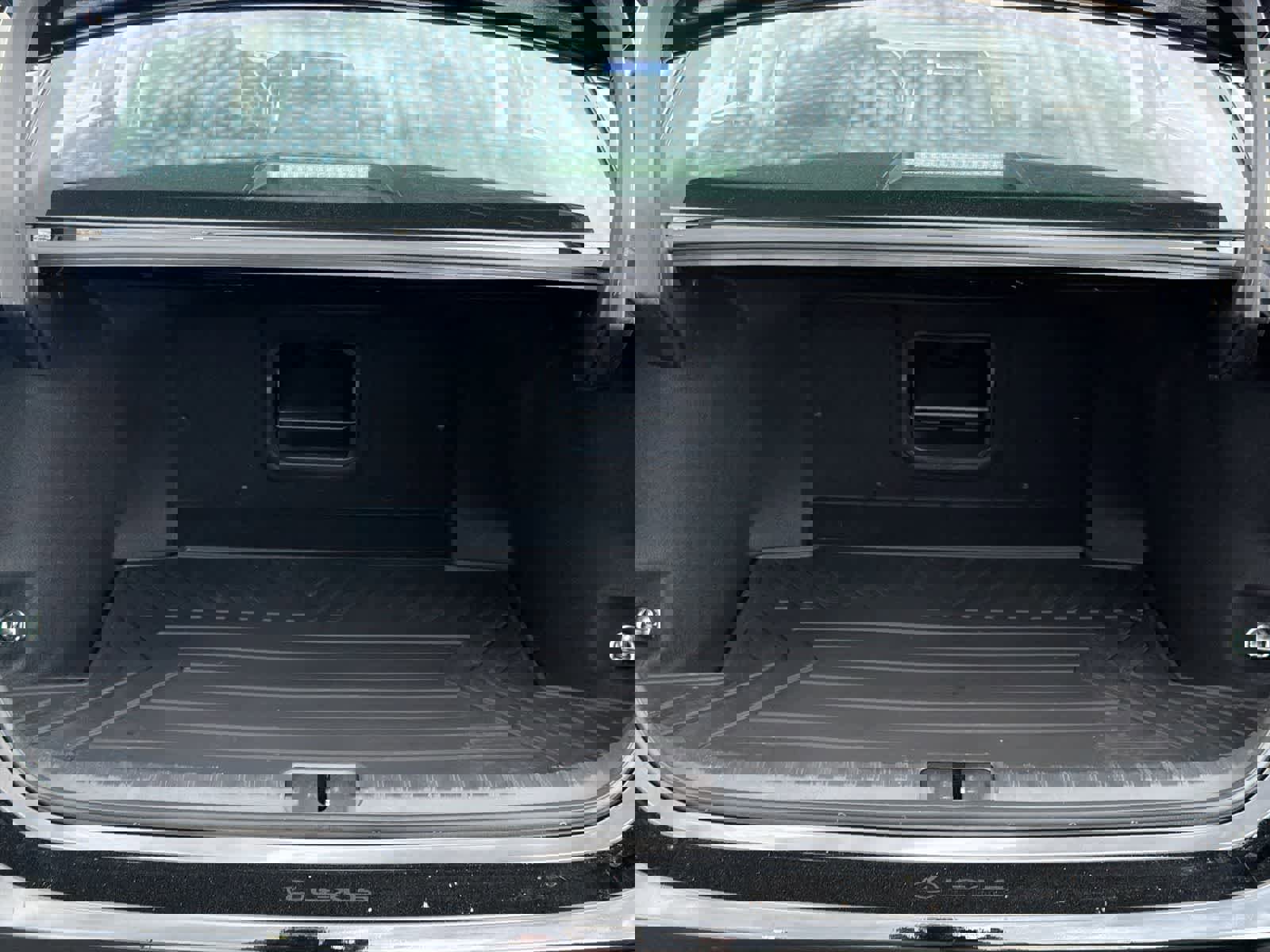 Used 2024 Lexus ES 350 w/ Premium Package image 36