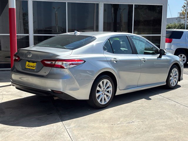 Used 2020 Toyota Camry LE w/ Carpet Mat Package FWD image 3