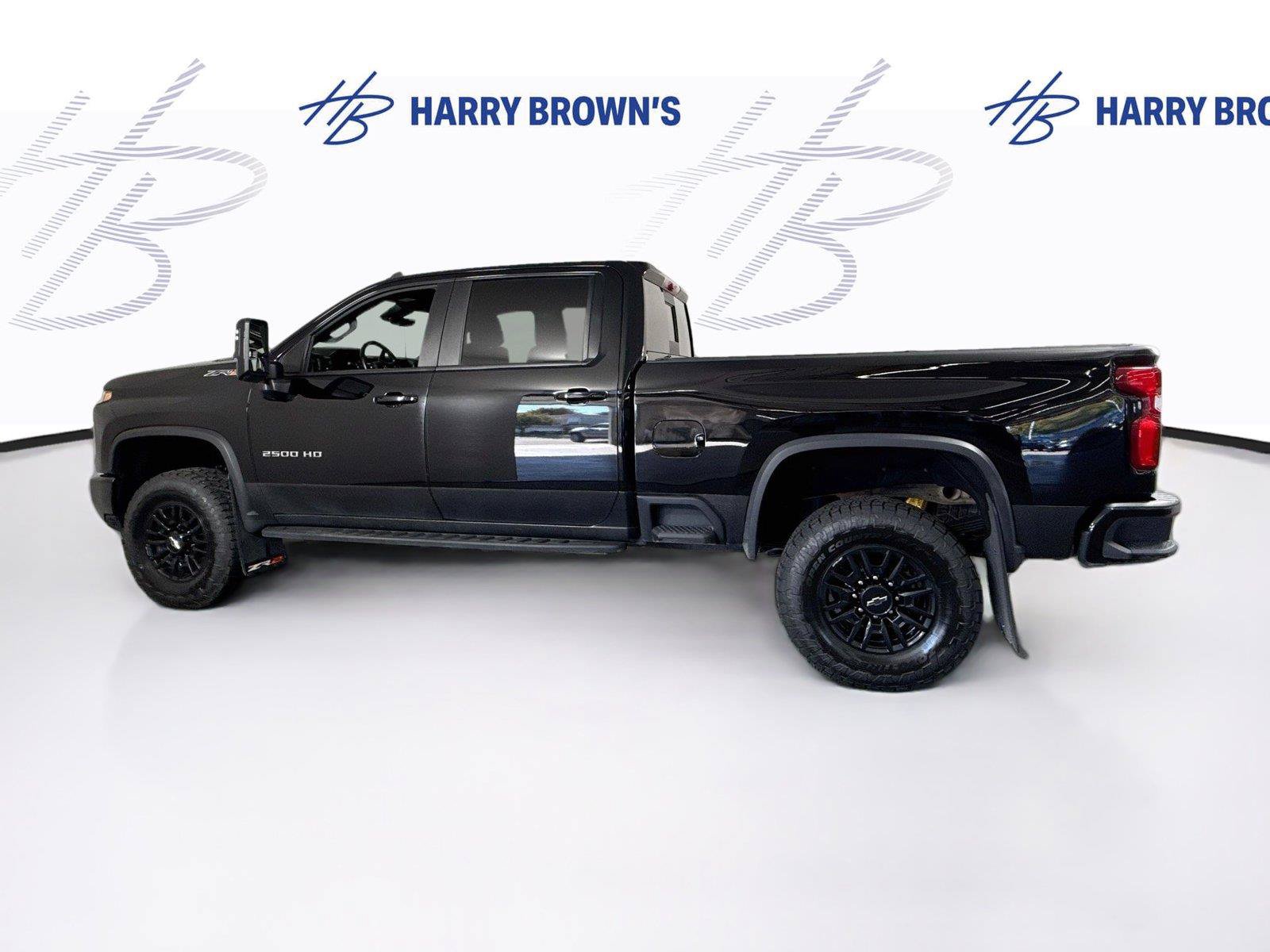 Used 2024 Chevrolet Silverado 2500 ZR2 w/ Technology Package AWD/4WD image 30