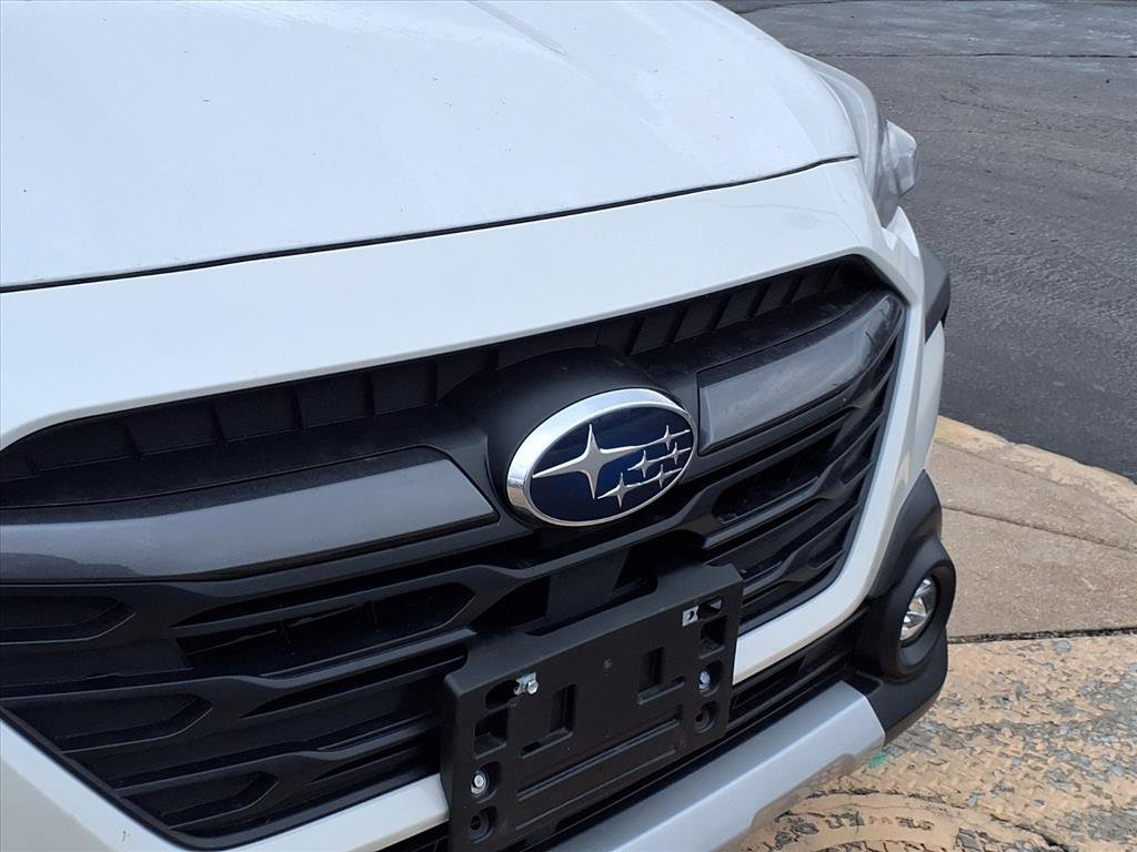 Certified 2025 Subaru Outback Limited image 25