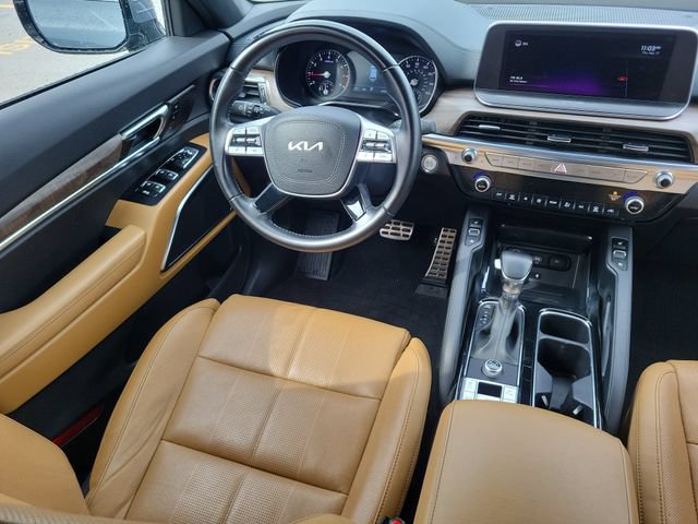 Used 2022 Kia Telluride SX w/ Towing Package FWD image 14