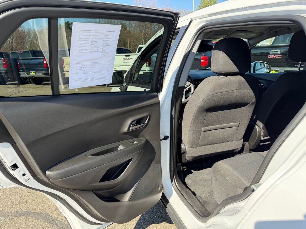 Certified 2019 Chevrolet Trax LS w/ Tint and Cruise Package image 10