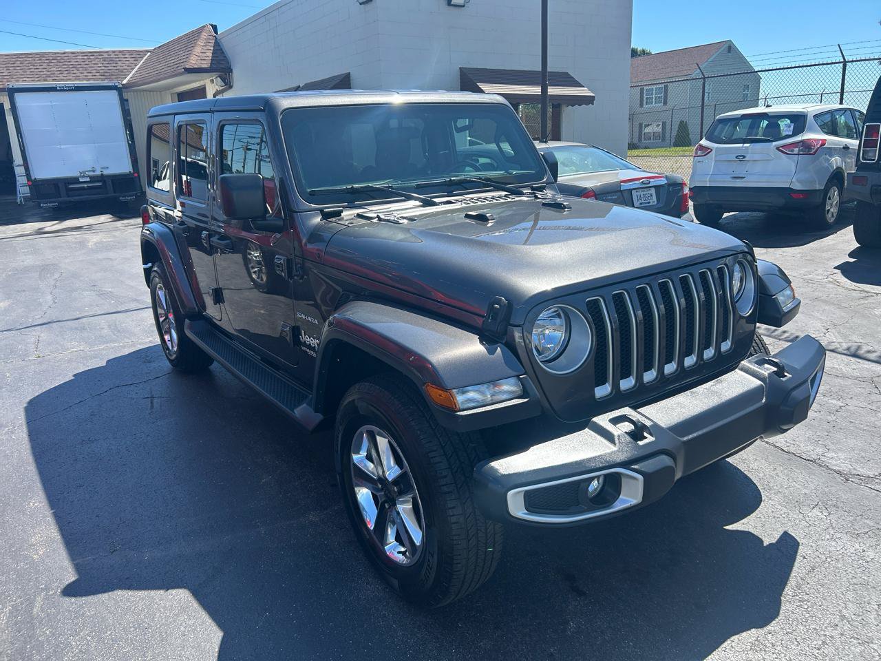 Used 2020 Jeep Wrangler Unlimited Sahara AWD/4WD image 4