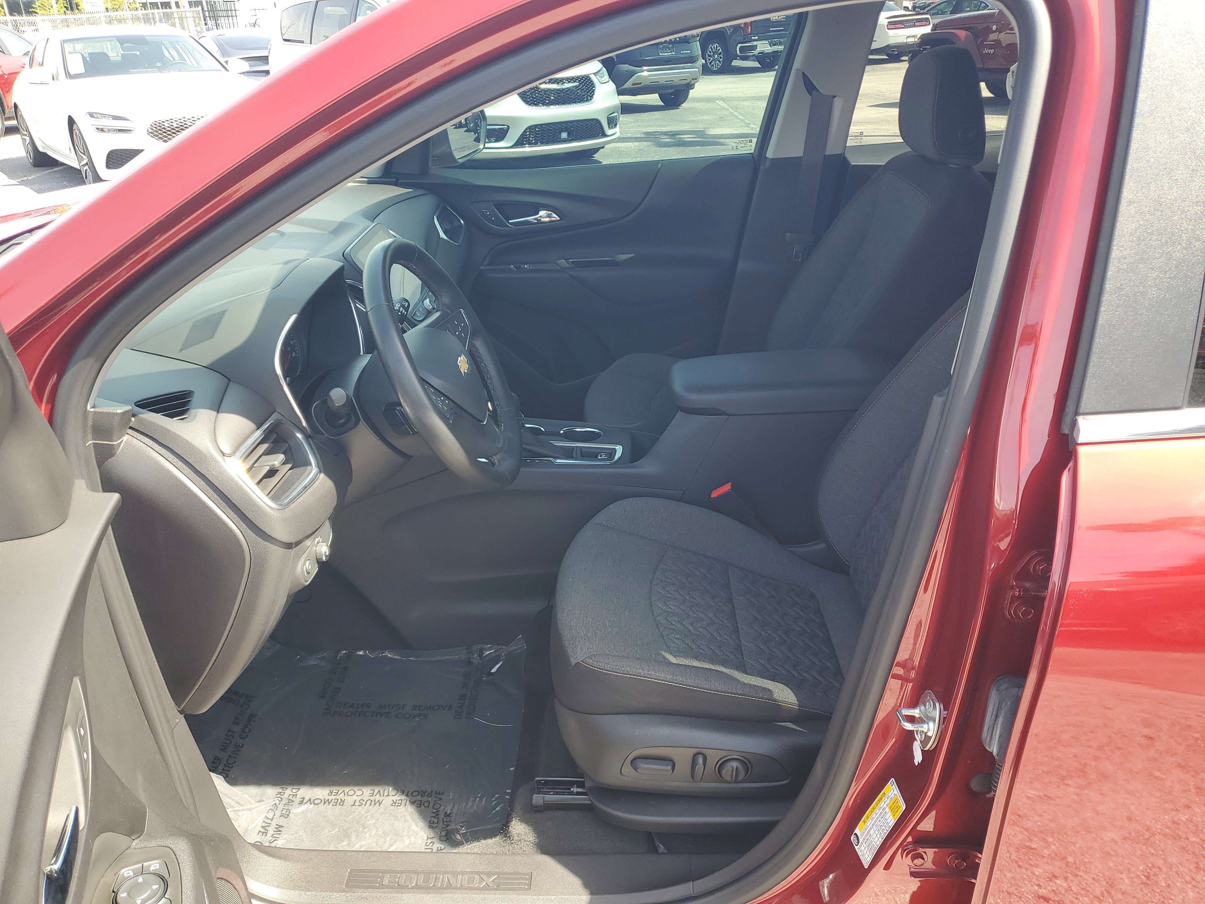 Used 2024 Chevrolet Equinox LT FWD image 15