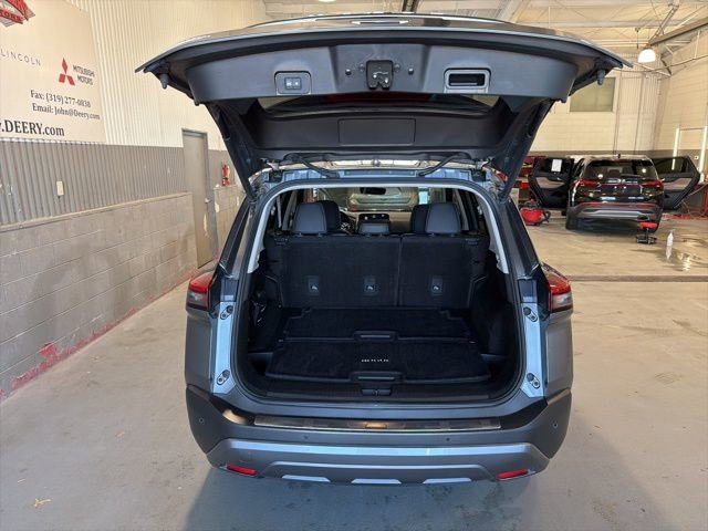 Certified 2023 Nissan Rogue SL w/ SL Premium Package AWD/4WD image 5