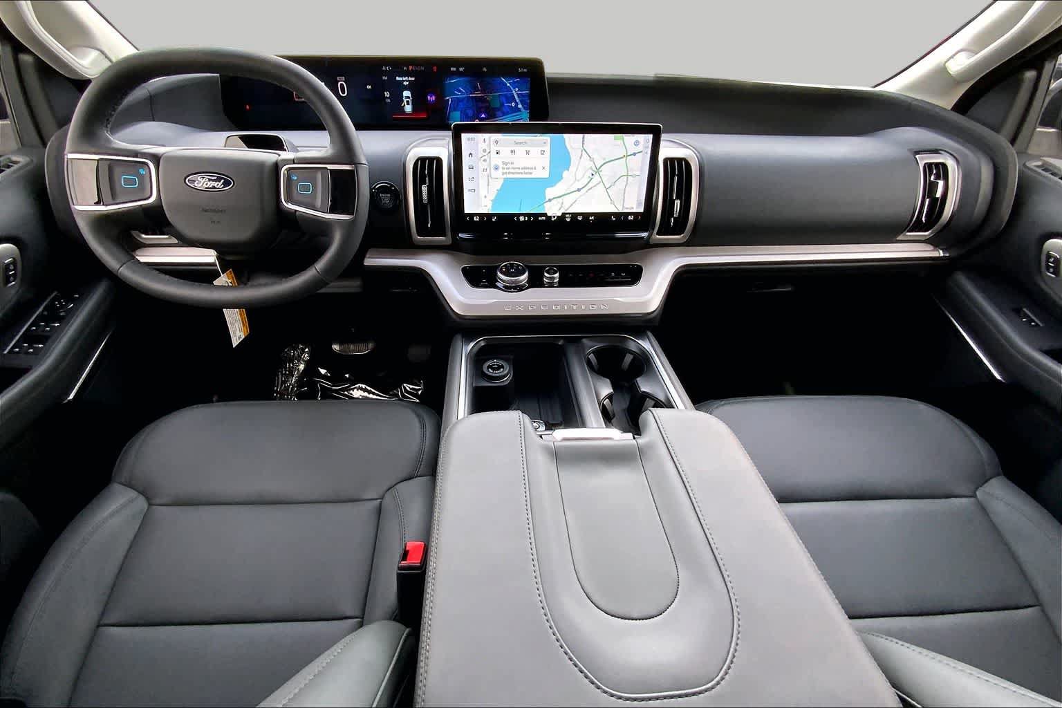 Used 2026 Ford Expedition Active RWD image 12