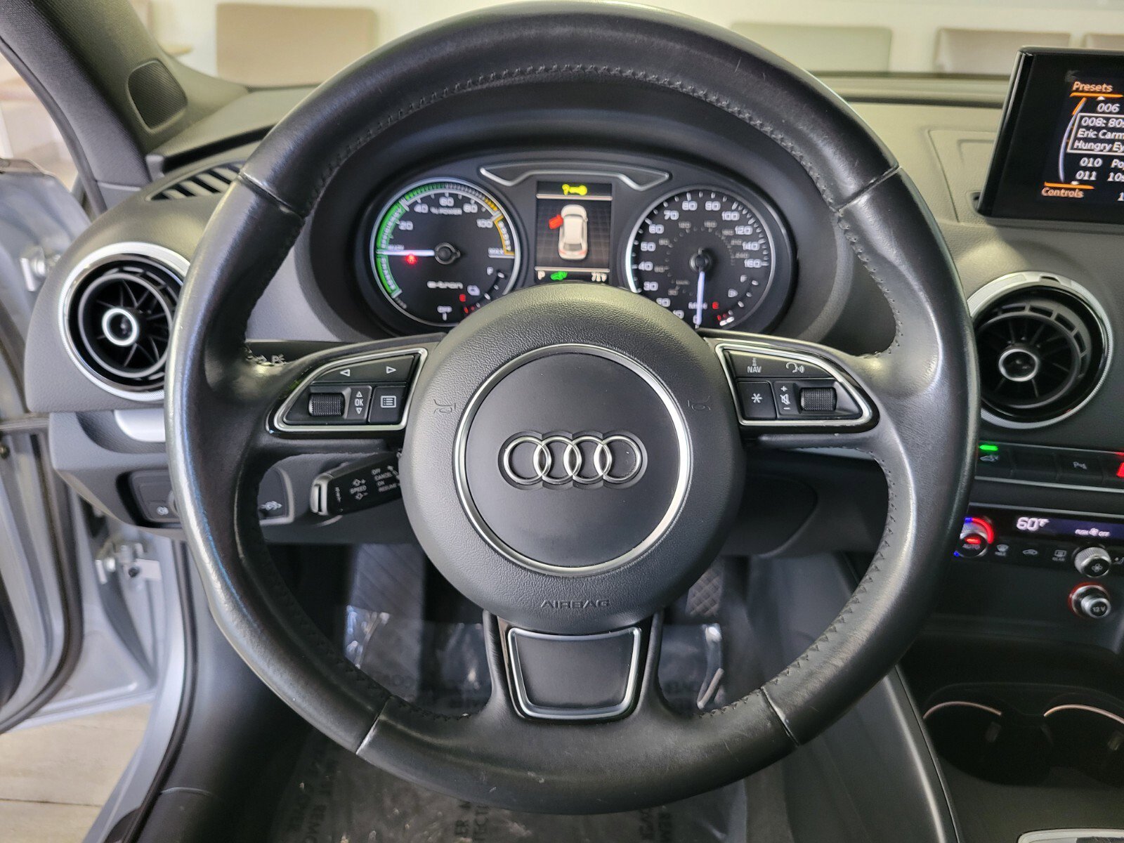 Used 2016 Audi A3 e-tron Premium w/ 17" Wheel Package image 21