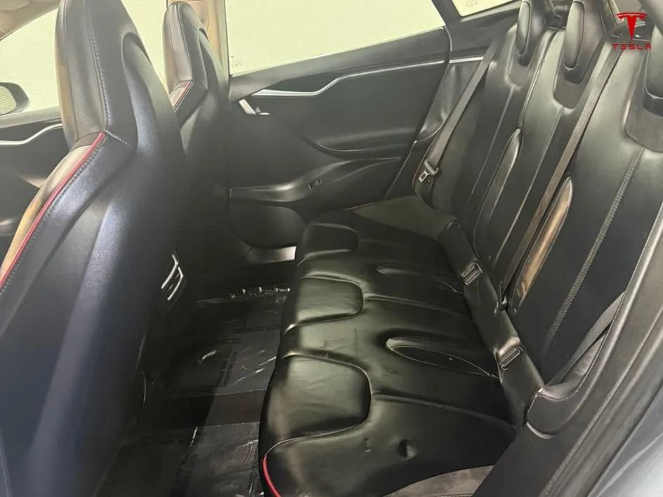 Used 2013 Tesla Model S Performance RWD image 18