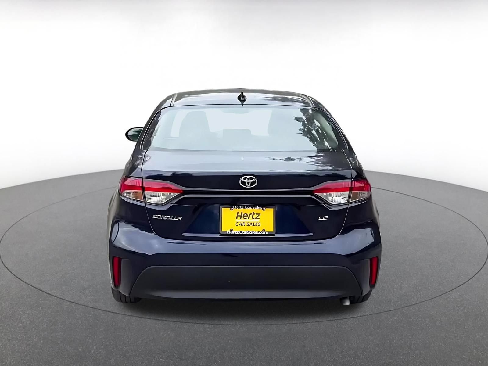 Used 2025 Toyota Corolla LE FWD image 12