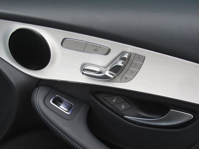 Used 2022 Mercedes-Benz GLC 300 4MATIC image 21