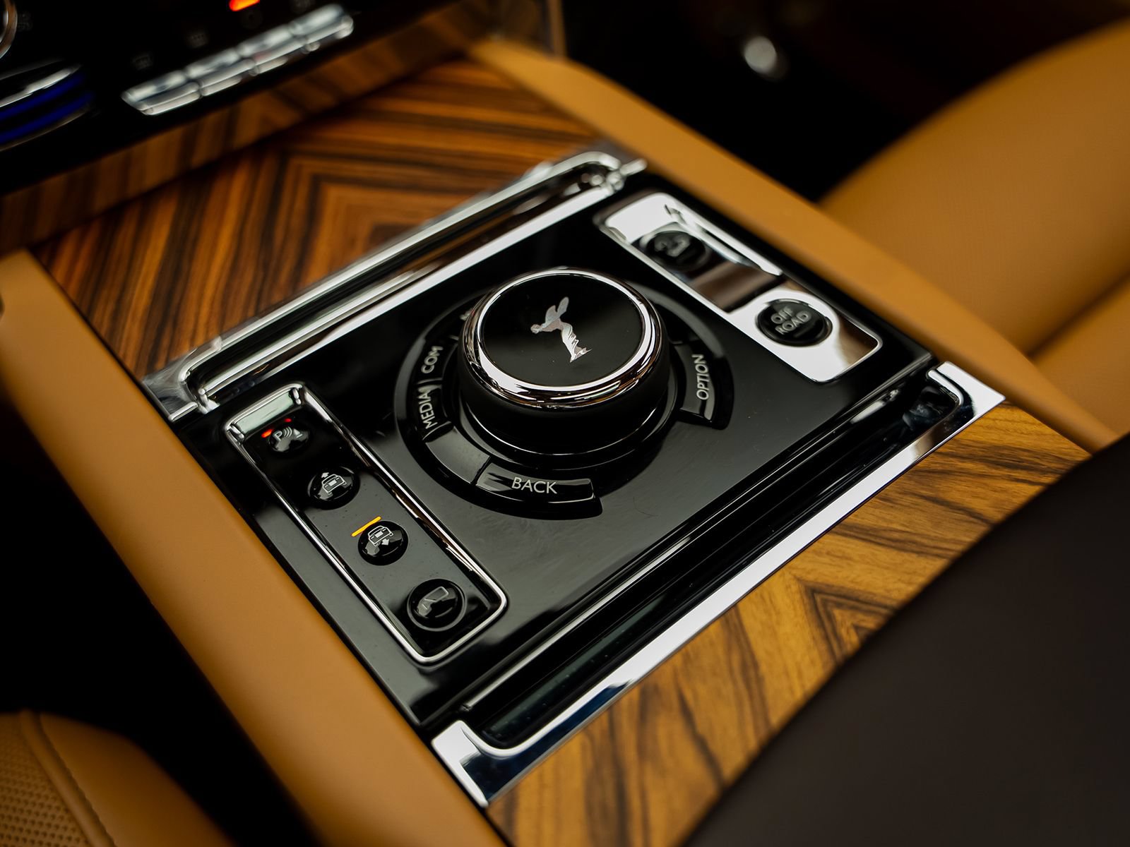 Used 2019 Rolls-Royce Cullinan AWD/4WD image 61