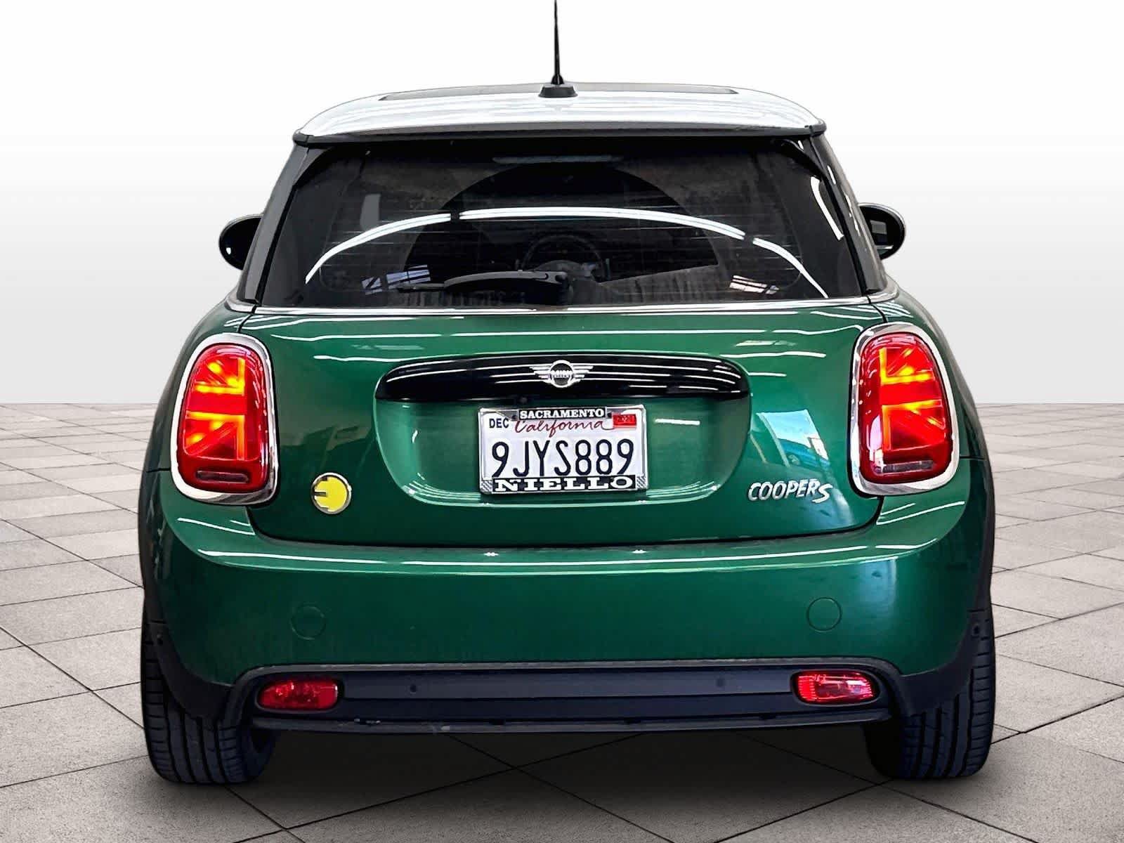 Used 2024 MINI Cooper SE FWD image 7